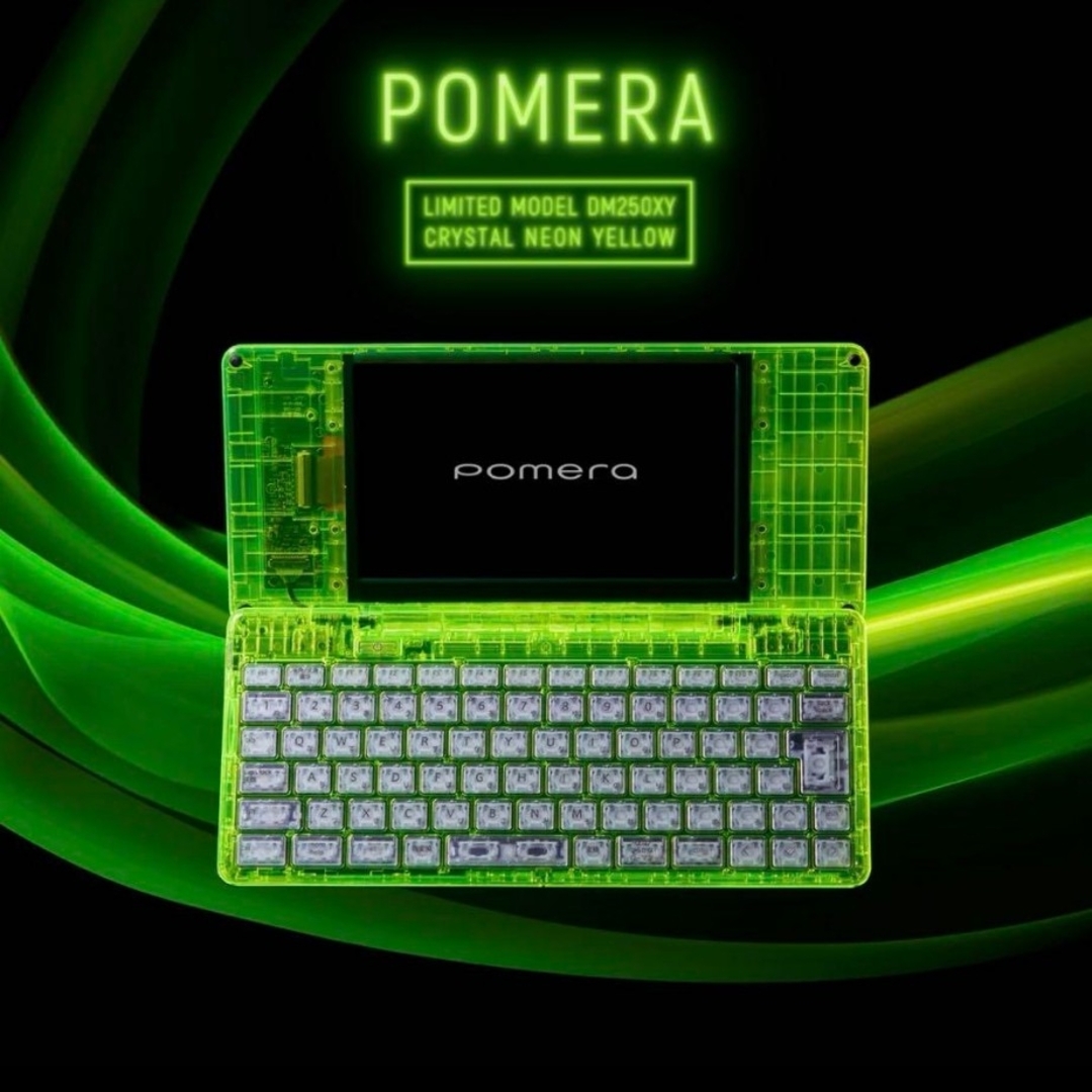キングジム(キングジム)のキングジム ポメラ DM250XY Crystal Neon Yellow 限定 スマホ/家電/カメラのPC/タブレット(その他)の商品写真
