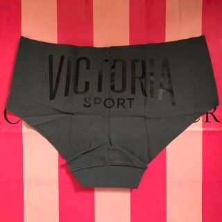 ヴィクトリアズシークレット(Victoria's Secret)の新品米国Victoria'ssecretロゴシームレスショーツグレーS(ショーツ)