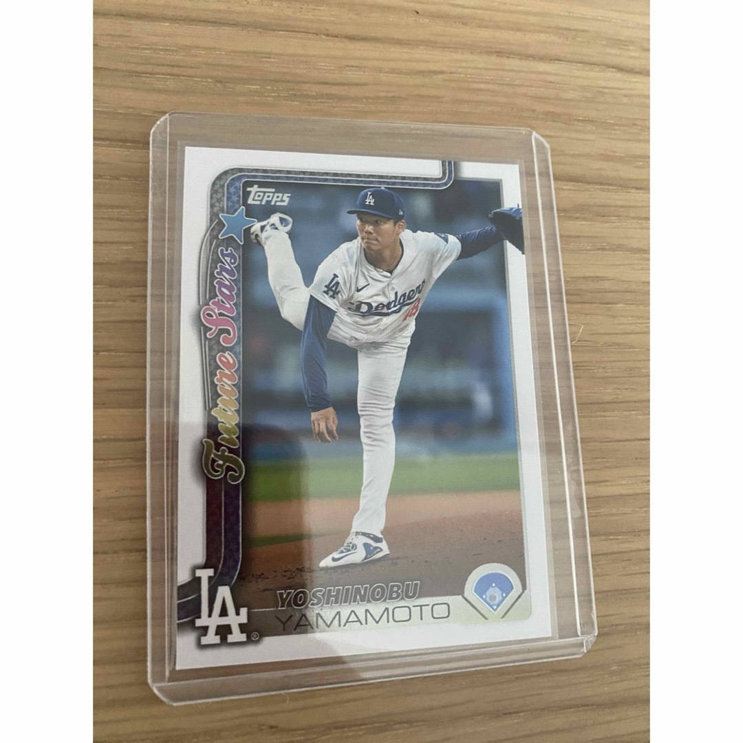 Topps(トップス)の【山本由伸】topps mlb 2025 series1 カード エンタメ/ホビーのトレーディングカード(シングルカード)の商品写真