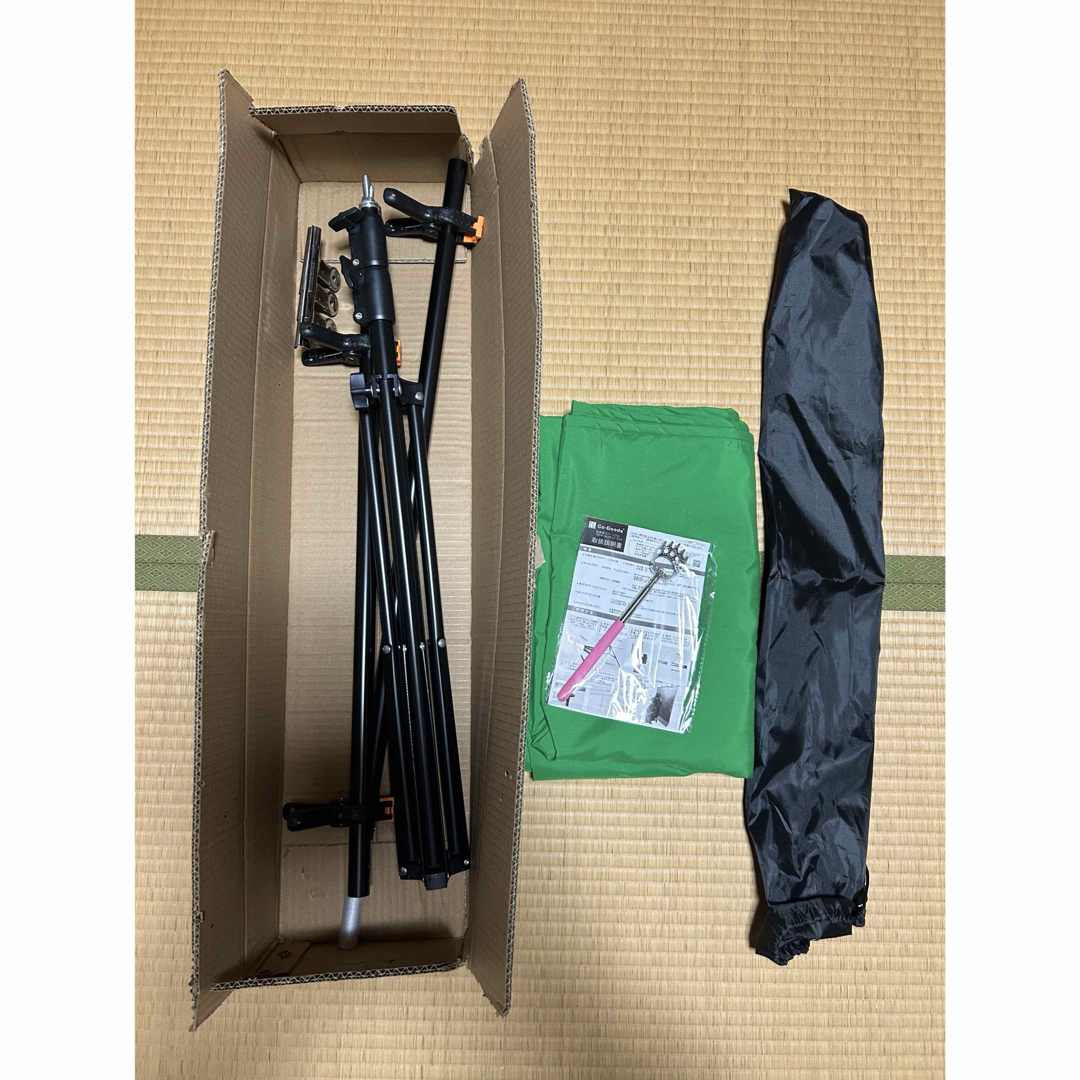 新品未使用 撮影用背景布 緑 白 リバージブル スタンドセット スマホ/家電/カメラのカメラ(その他)の商品写真