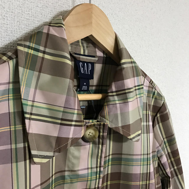 GAP(ギャップ)のGAP 春コート ステンカラーコート チェック 美品 レディースのジャケット/アウター(スプリングコート)の商品写真