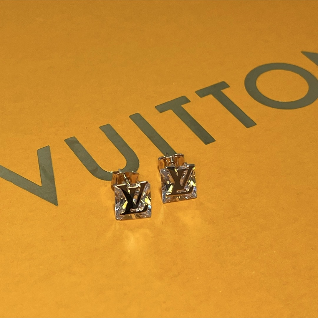 LOUIS VUITTON(ã«ã€ãŽã£ãã³)ã®ððððð ððððððð ãŽãŒã«ã ã㎠ãã¢ã¹ ã«ã€ãŽã£ãã³ ã¬ãã£ãŒã¹ã®ã¢ã¯ã»ãµãªãŒ(ãã¢ã¹)ã®åååç