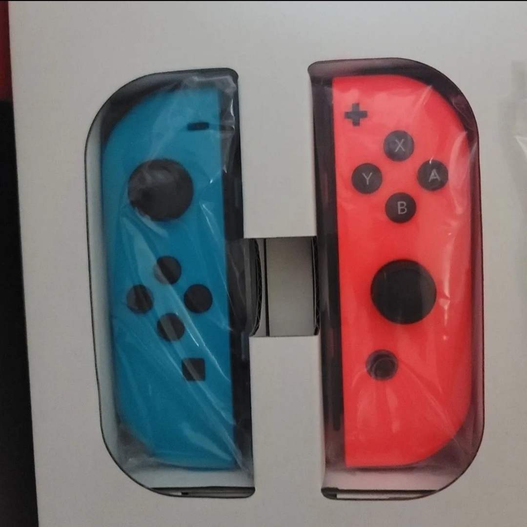 Nintendo Switch(ニンテンドースイッチ)の新品!Switch Joy-Con 左右セット Nintendo Switch エンタメ/ホビーのゲームソフト/ゲーム機本体(その他)の商品写真