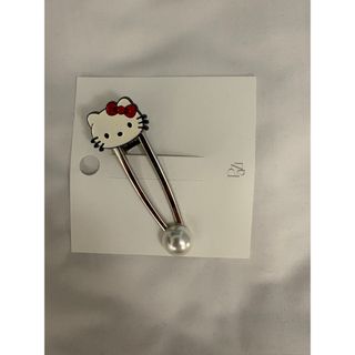 ハローキティ(ハローキティ)の韓国限定　キティちゃんヘアピン　日本未発売(ヘアピン)