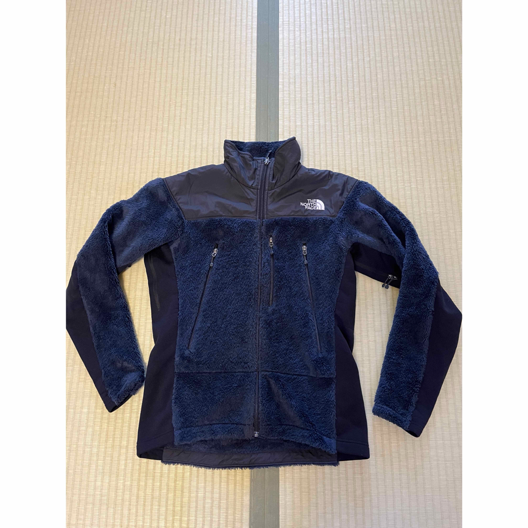 THE NORTH FACE(ザノースフェイス)のノースフェイス　フリースジャケット　ネイビー、Mサイズ、NA61201 メンズのジャケット/アウター(その他)の商品写真