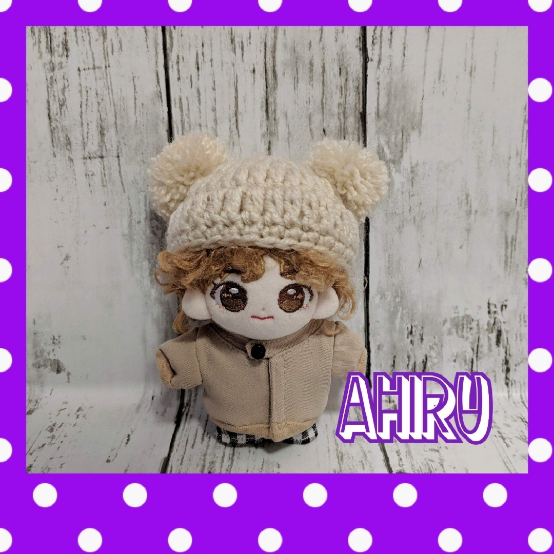 ❁10cm ぬいぐるみサイズ Wボンボンくまさん ベア ニット帽 アイボリー エンタメ/ホビーのおもちゃ/ぬいぐるみ(その他)の商品写真
