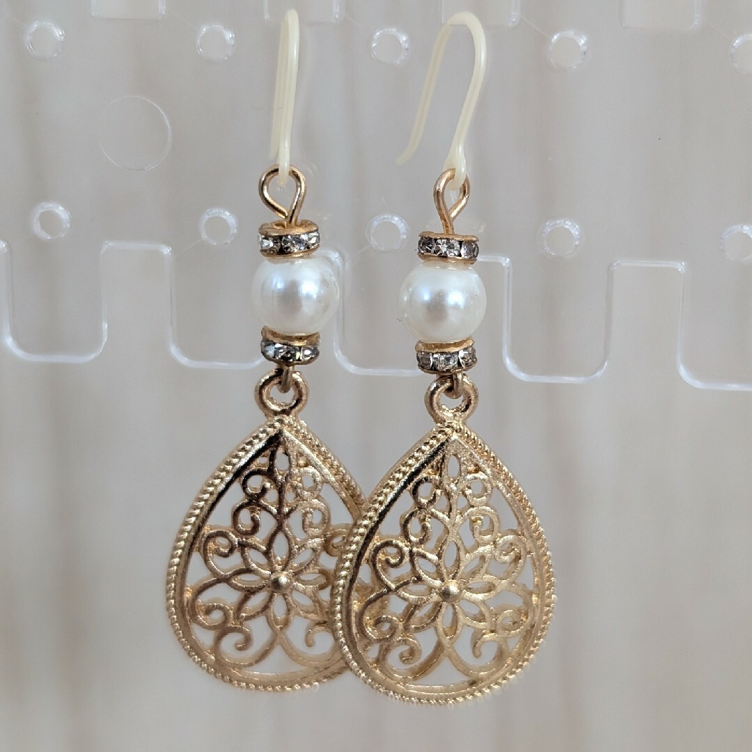 250円 ハンドメイド ピアス イヤリング 金具変更可 ハンドメイドのアクセサリー(ピアス)の商品写真