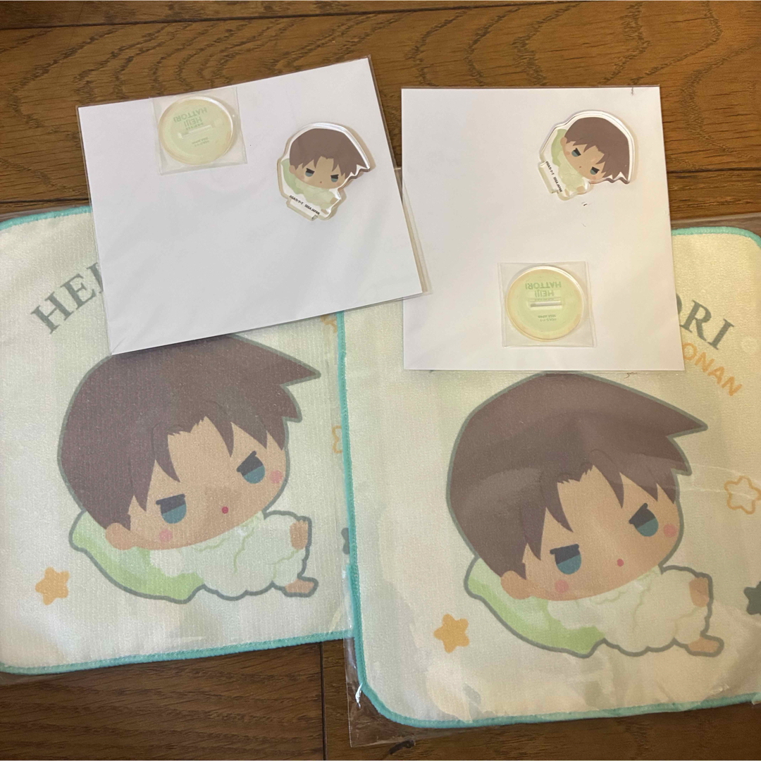 セガラッキーくじ 名探偵コナン 服部平次 ハンドタオル アクリルスタンド 2個 エンタメ/ホビーのおもちゃ/ぬいぐるみ(キャラクターグッズ)の商品写真