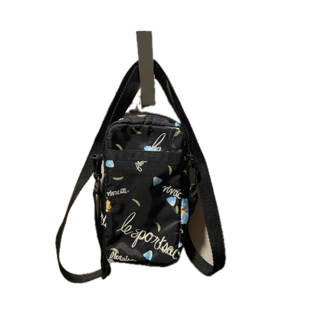 LeSportsac(レスポートサック)のレスポートサック ショルダー 花柄 レディースのバッグ(ショルダーバッグ)の商品写真