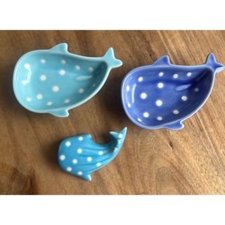 【新品】ジンベイザメの小皿と箸置きセット(食器)