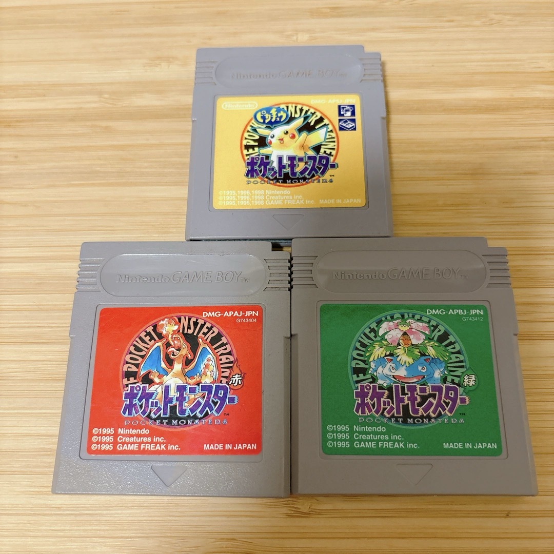 GB ポケットモンスター 赤 緑 黄 【端子清掃及び動作確認済】① エンタメ/ホビーのゲームソフト/ゲーム機本体(携帯用ゲームソフト)の商品写真