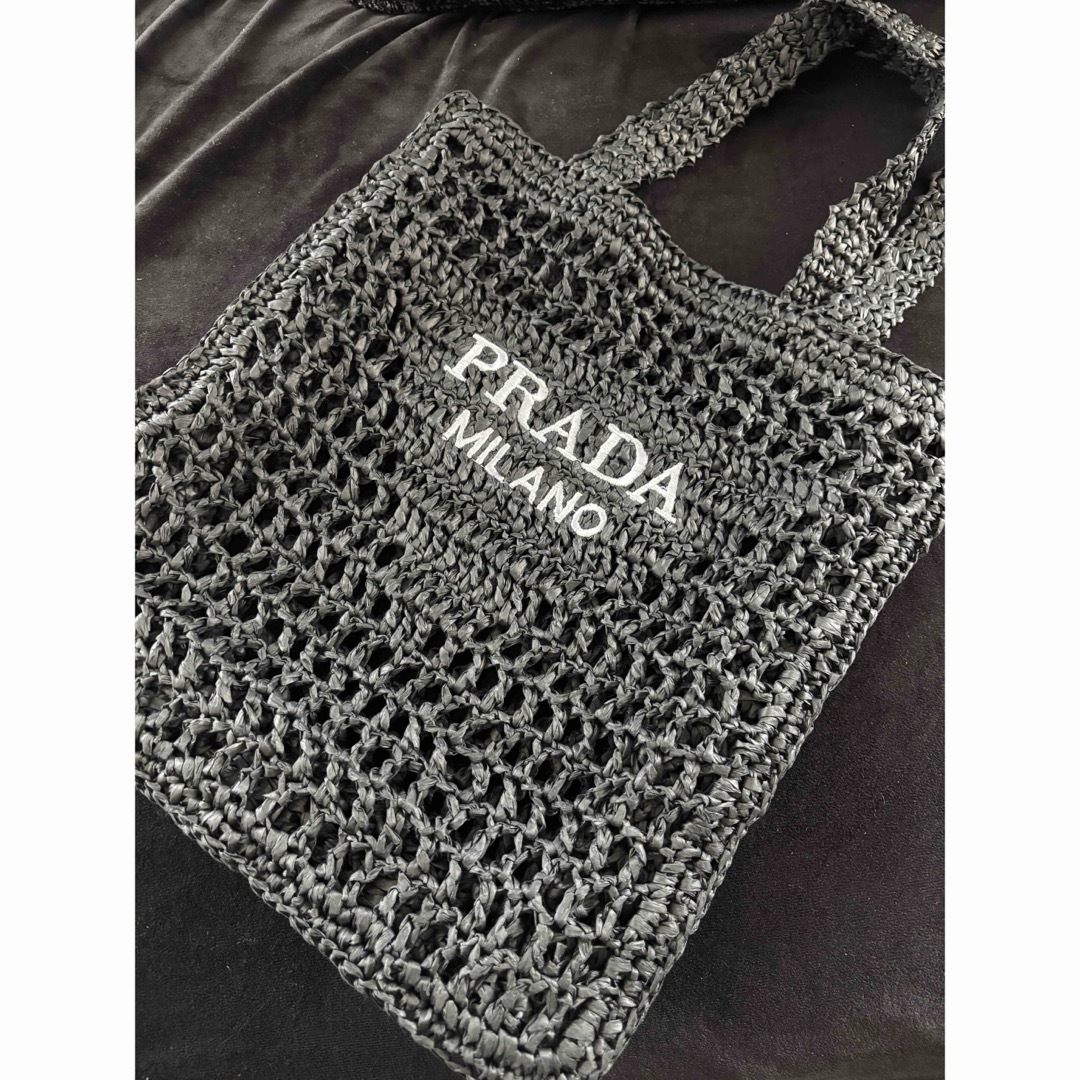 PRADA(プラダ)のPRADA ノベルティ 麻バッグ マチあり【A】 レディースのバッグ(トートバッグ)の商品写真