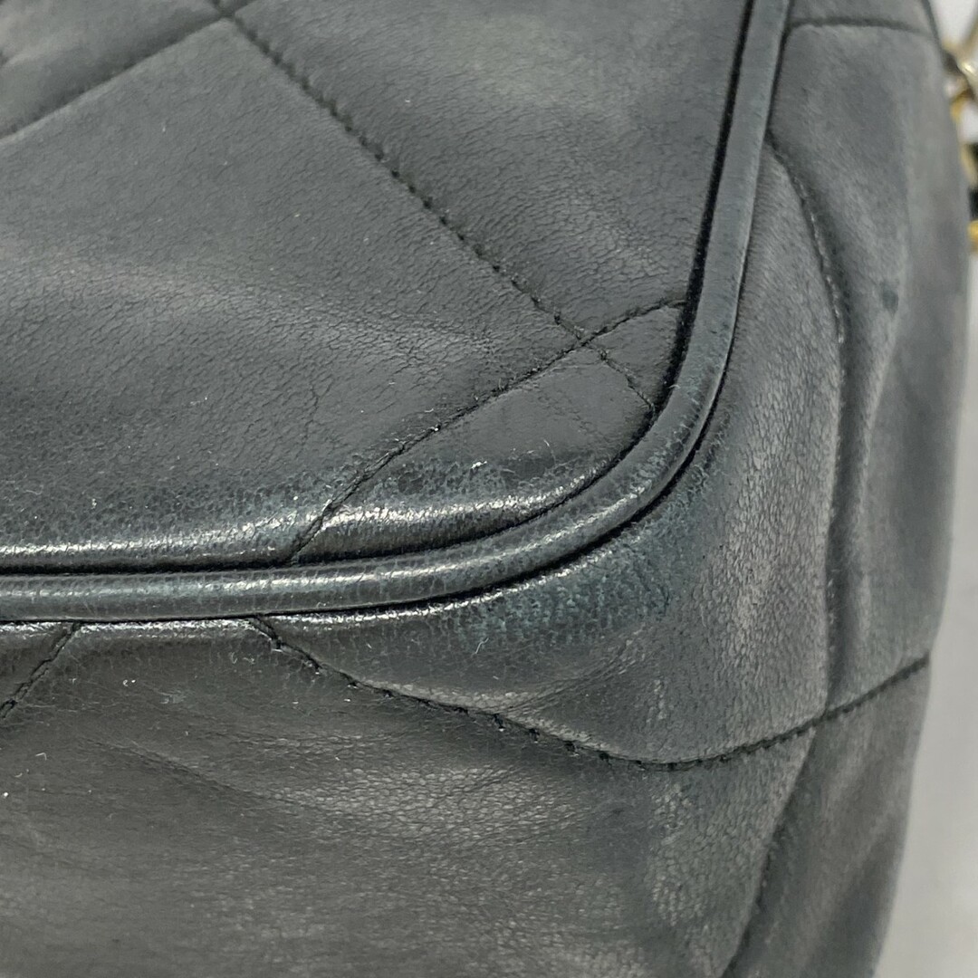 CHANEL(シャネル)の【5ec3660】シャネル ショルダーバッグ マトラッセ フリンジ付きチェーンショルダー ラムスキン ブラック ゴールド金具【中古】レディース レディースのバッグ(ショルダーバッグ)の商品写真