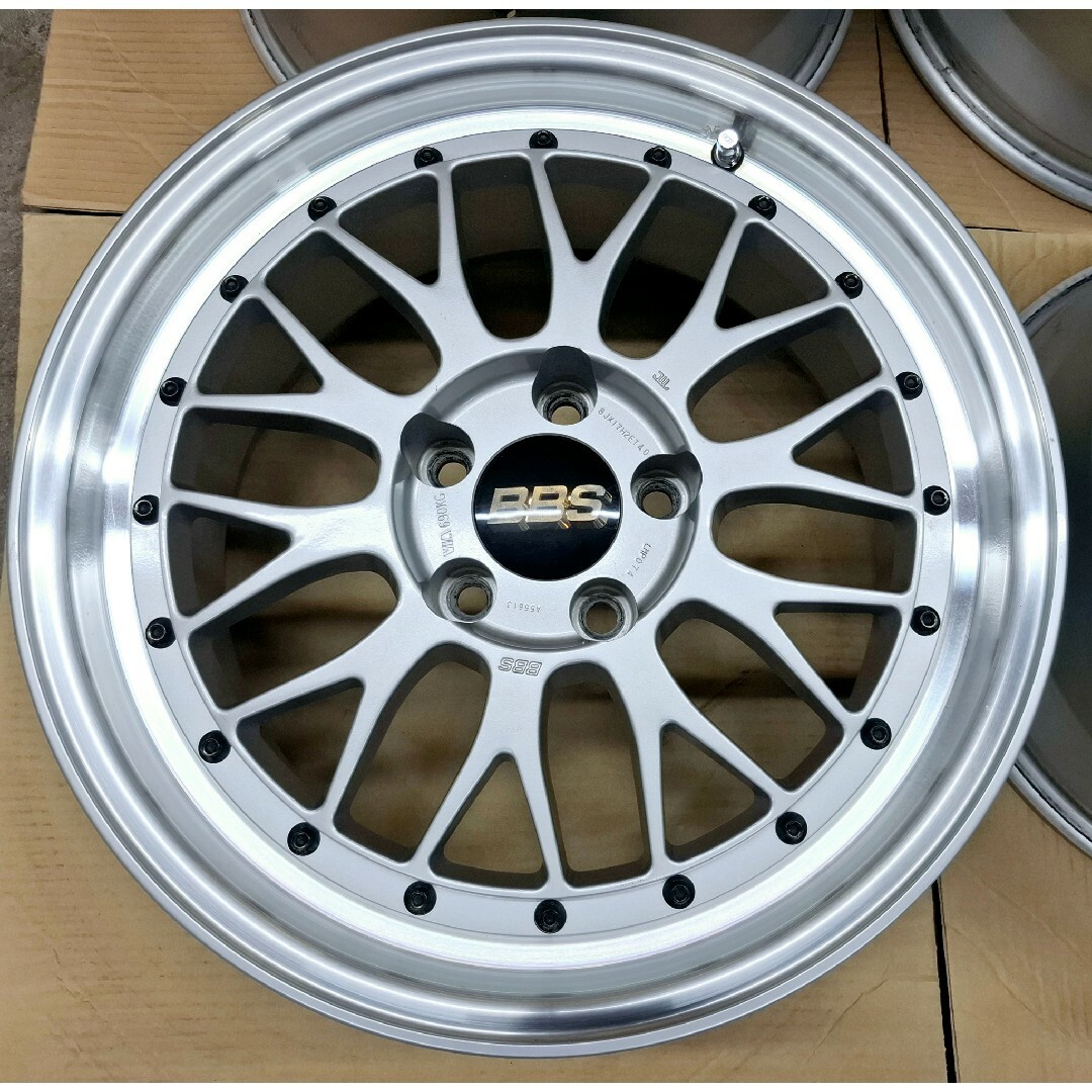 BBS(ビービーエス)の【極上品】BBS LM ホイール 17インチ 8.0J 鍛造 スバル トヨタ 自動車/バイクの自動車(ホイール)の商品写真