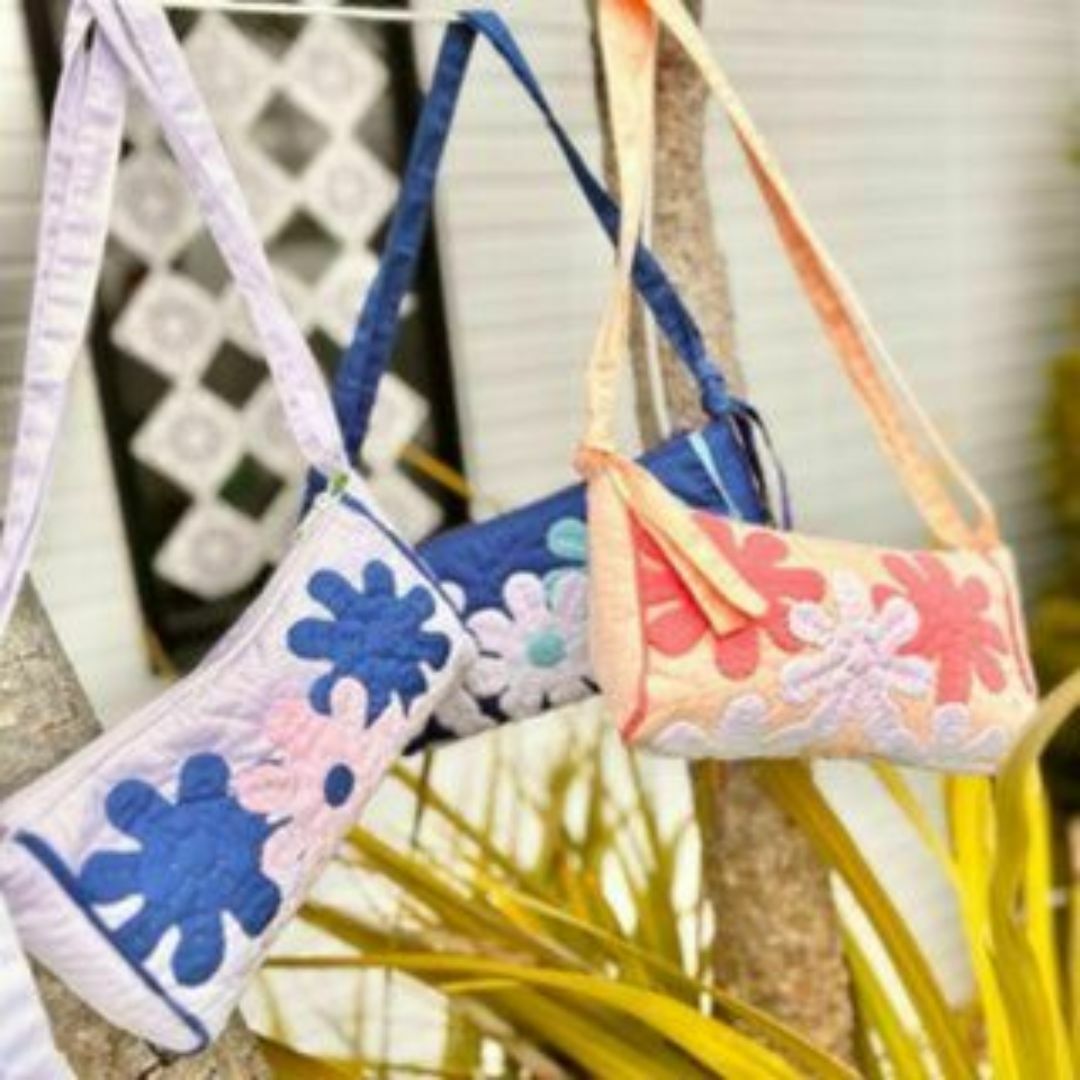 再入荷＞ショルダーバッグ ♡ホヌ♡ライトセルドングリーン