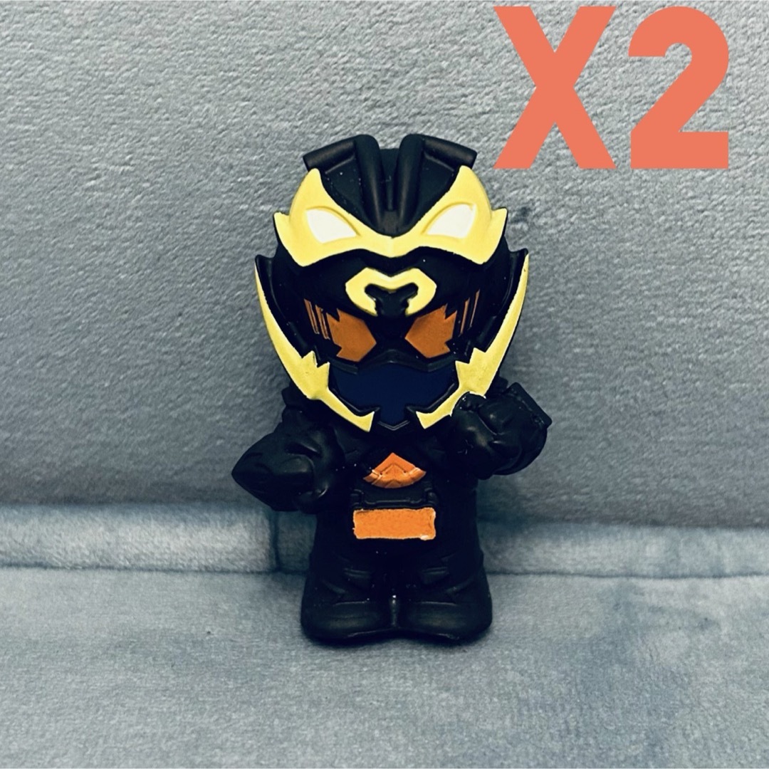 【即日/匿名】仮面ライダー ガッチャード すくい人形 フィギュア ③ 2個 エンタメ/ホビーのおもちゃ/ぬいぐるみ(キャラクターグッズ)の商品写真
