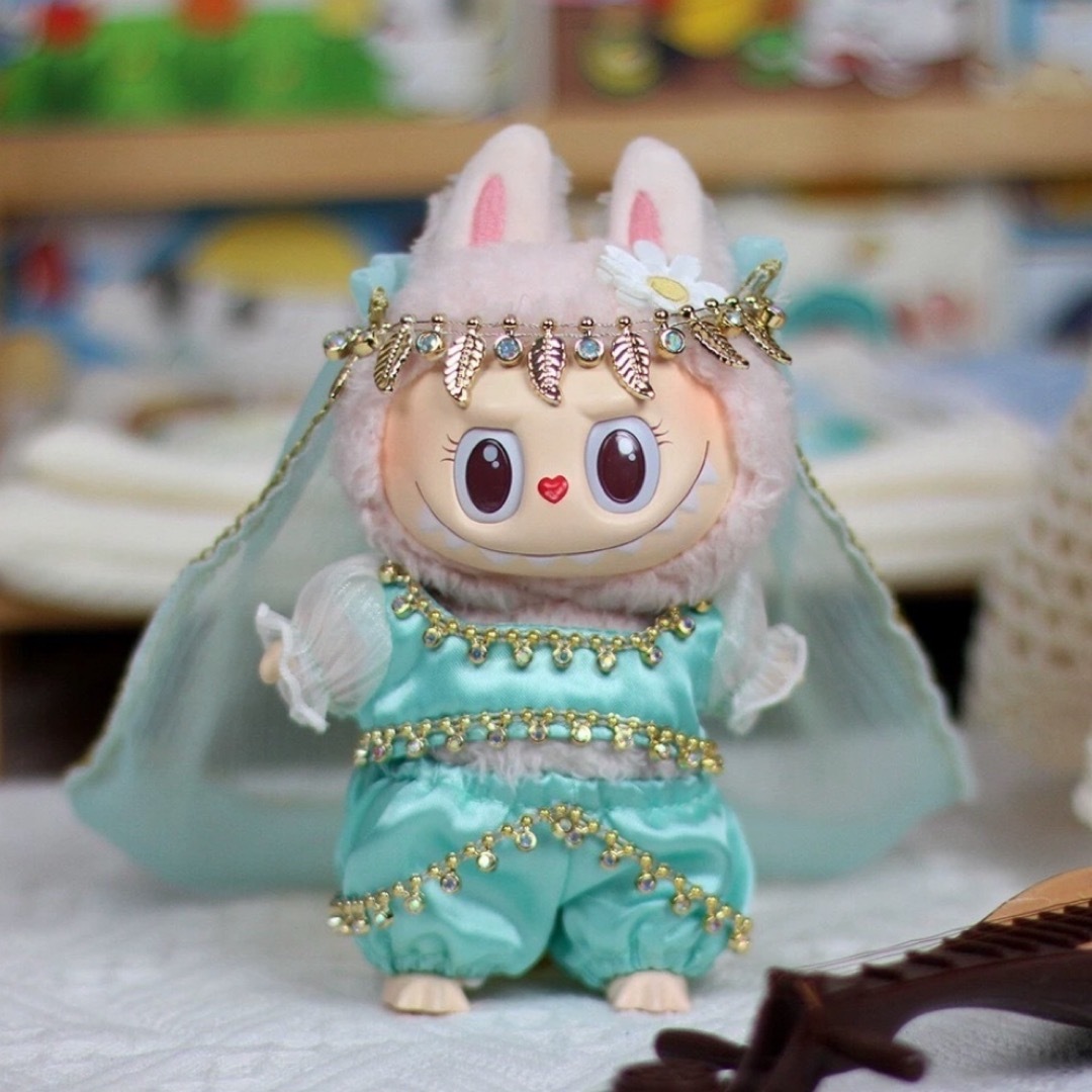 新品3点セット ワンピースlabubuラブブぬいぐるみ服17cm着せ替え着ぐるみ エンタメ/ホビーのおもちゃ/ぬいぐるみ(キャラクターグッズ)の商品写真