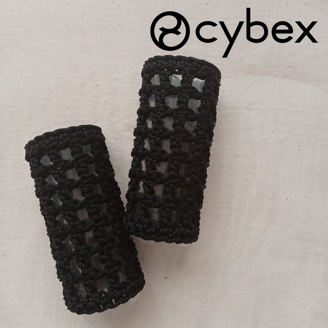 cybex(サイベックス)のサイベックスリベル▷ハンドルカバー ブラック Cybex ハンドメイド キッズ/ベビー/マタニティの外出/移動用品(ベビーカー用アクセサリー)の商品写真