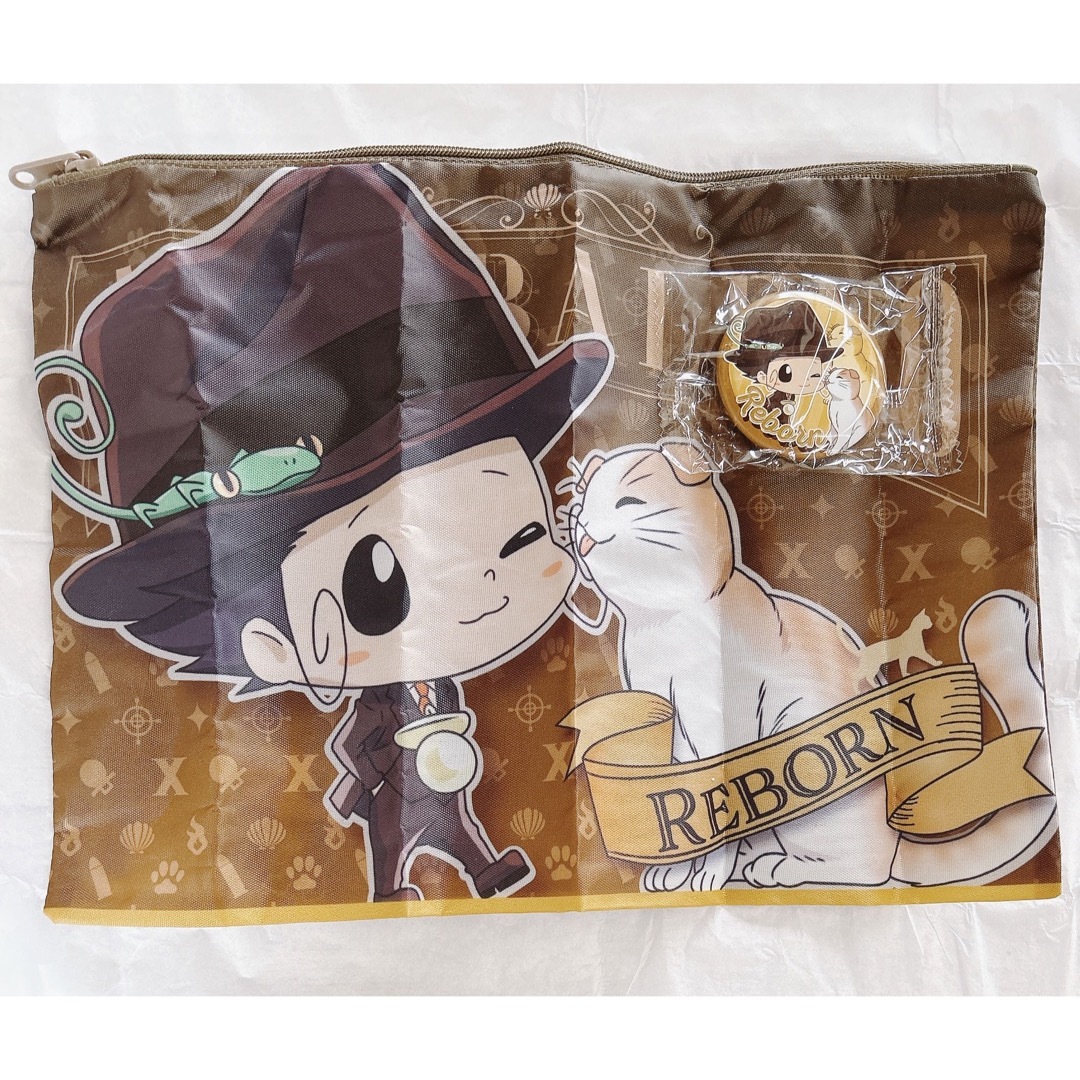 T-ARTS(タカラトミーアーツ)の家庭教師ヒットマンREBORN! リボーン with cat ポーチ 缶バッジ エンタメ/ホビーのアニメグッズ(その他)の商品写真