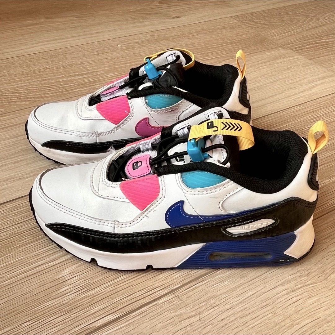 NIKE - ナイキ エアマックス 90 トグル SE キッズの通販 by NIKE - ナイキ エアマックス 90 トグル SE キッズの通販 by