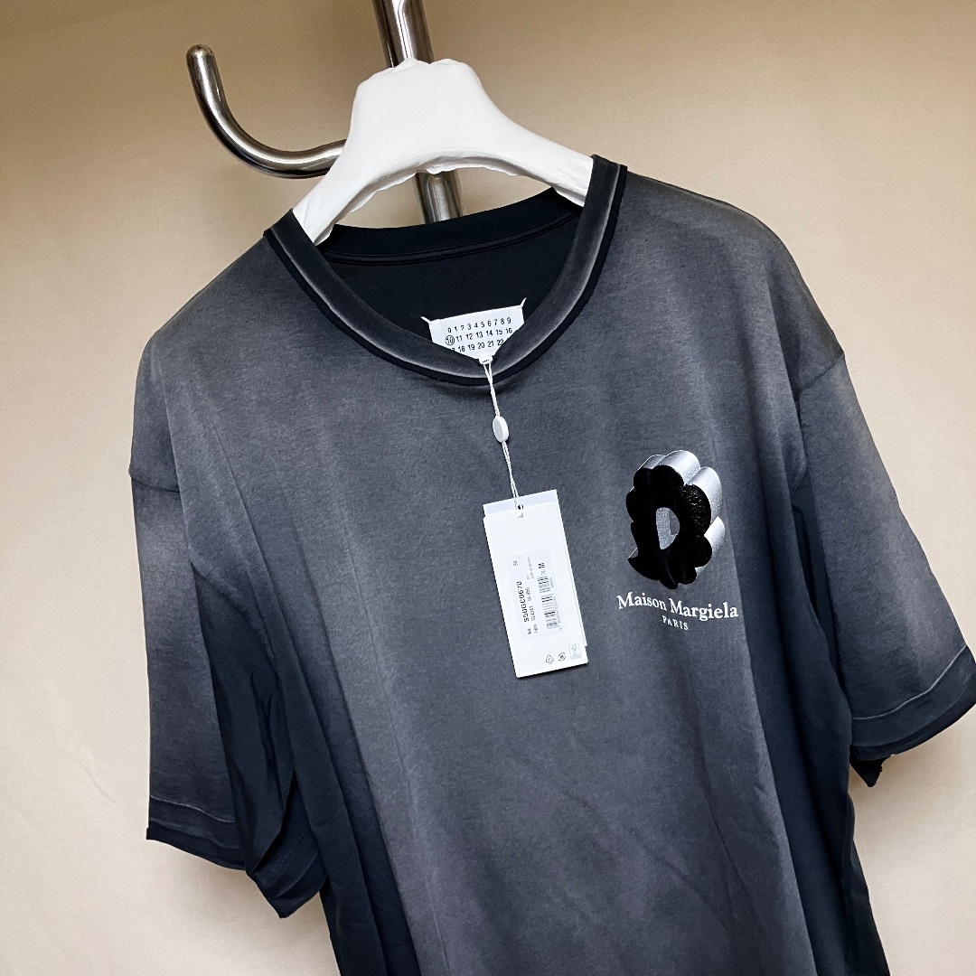 国内発送 メゾン マルジェラ 23ss デストロイ加工Tシャツ ブラ Maison Margiela（旧Maison Martin Margiela） - 新品 M