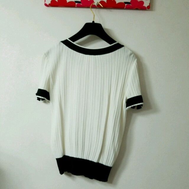 CHANEL(シャネル)のCHANEL♡リボントップス レディースのトップス(Tシャツ(半袖/袖なし))の商品写真