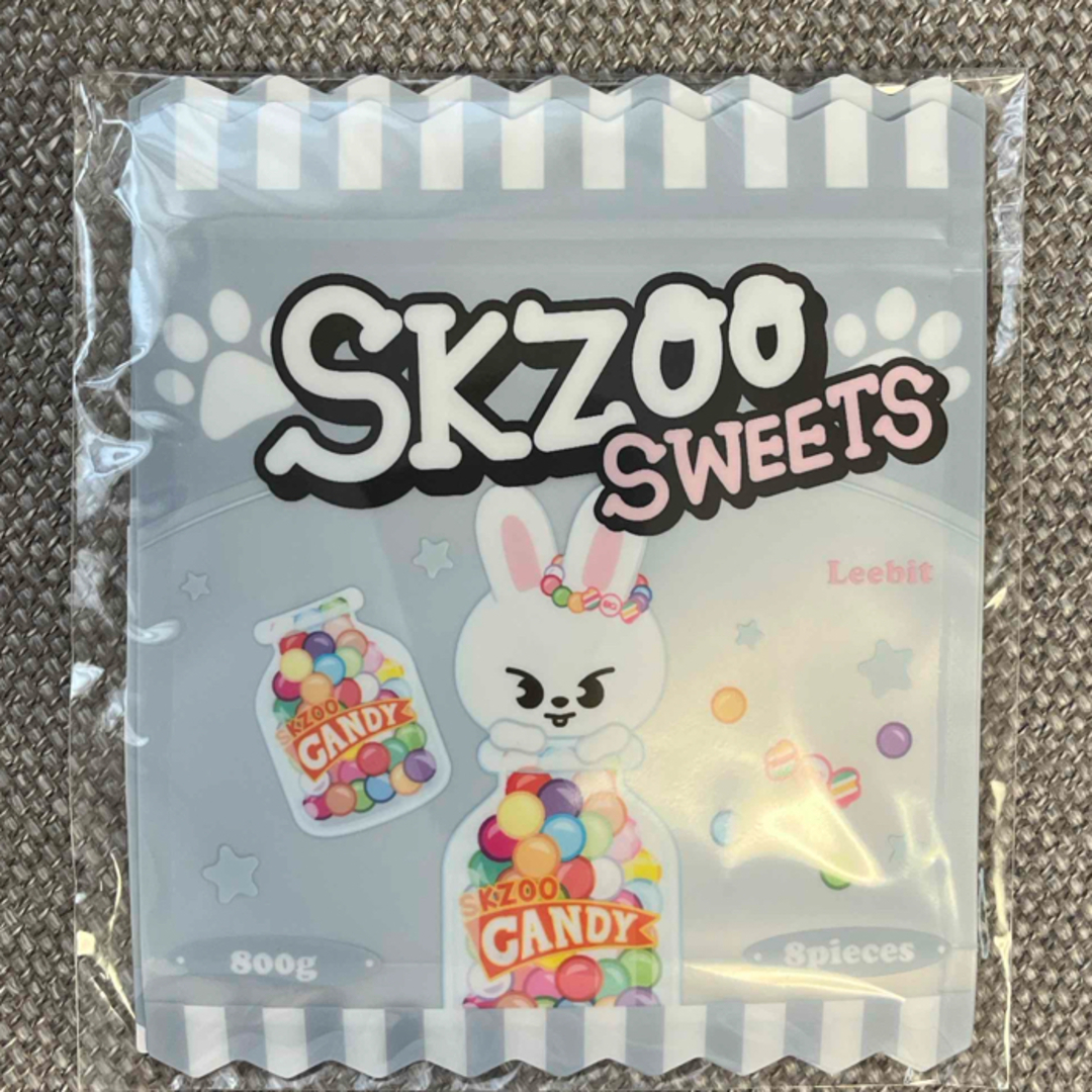Stray Kids(ストレイキッズ)のstraykids skzoo オンラインくじ リービット エンタメ/ホビーのタレントグッズ(アイドルグッズ)の商品写真