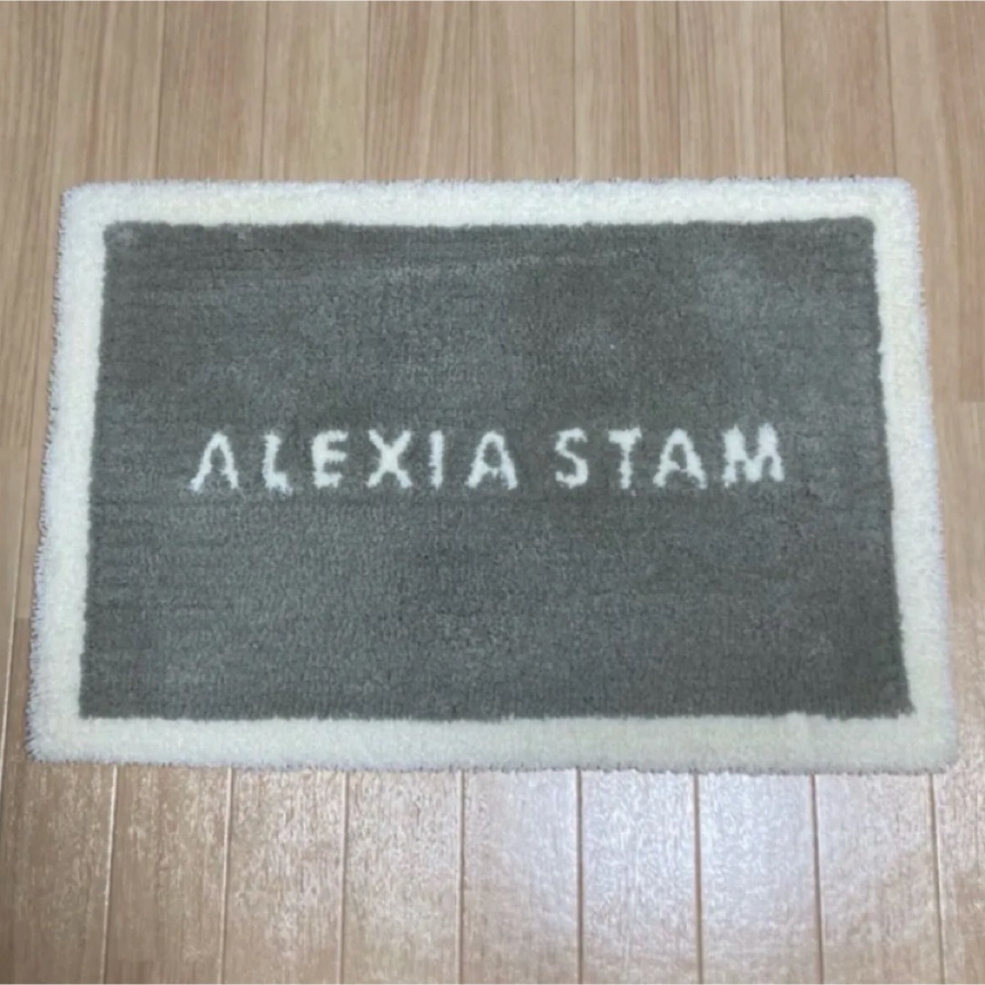 ALEXIA STAM(アリシアスタン)のALEXIA STAM アリシアスタン ドアマット ラグ インテリア/住まい/日用品のラグ/カーペット/マット(ラグ)の商品写真