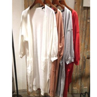 ダブルクローゼット(w closet)のw closet カーディガン 白(カーディガン)