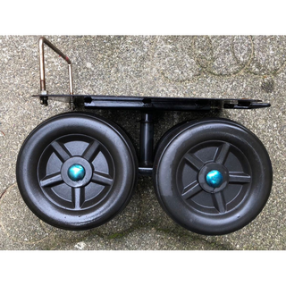  おそらく新品 回転腰掛け車 耐荷重80kg 農作業 草取り椅子 園芸用 腰掛け(その他)
