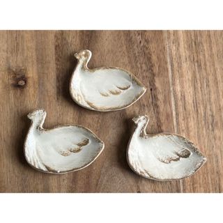 【新品】白鳥の箸置き(3つ)(テーブル用品)
