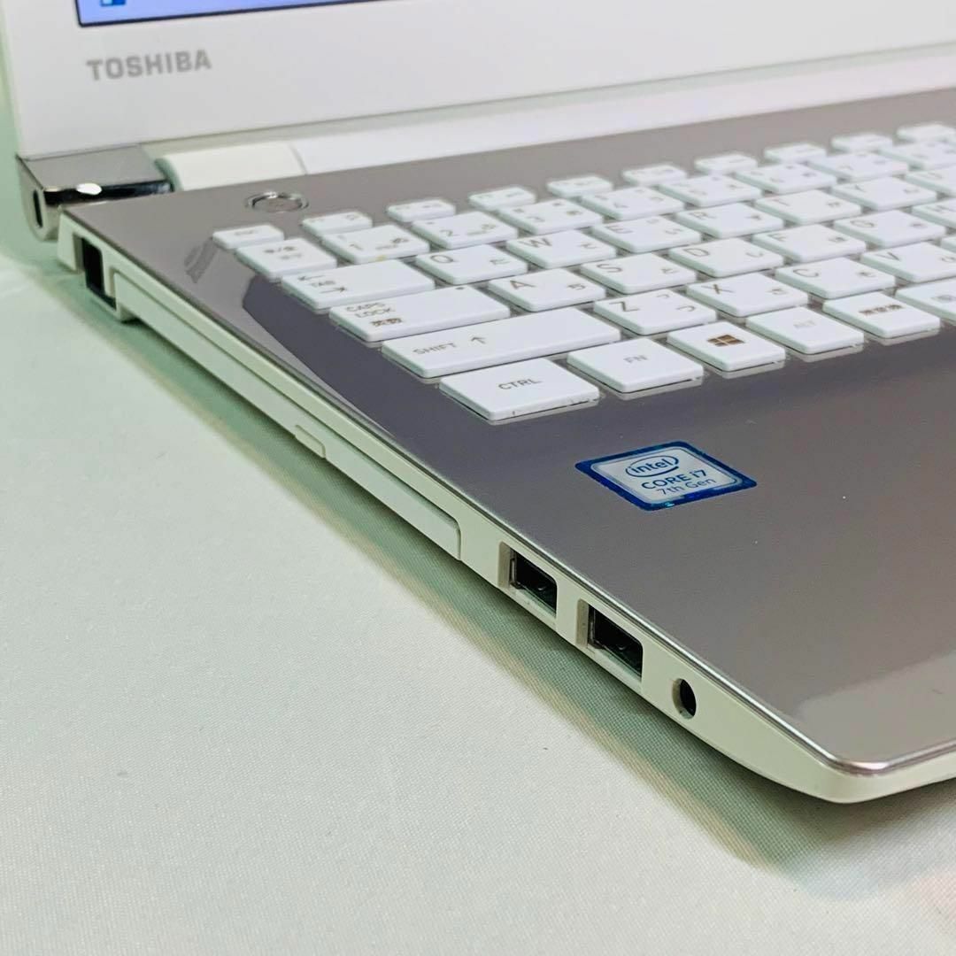 東芝 - Core i7✨SSD1TB✨32GB✨カメラ✨東芝✨ゴールド✨ノート 東芝 - Core i7✨SSD1TB✨32GB✨カメラ✨東芝✨ゴールド✨ノート