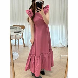 新品 レディース ピンク フリル 可愛い ロング丈ワンピース 高級 韓国風 S(ロングワンピース/マキシワンピース)