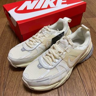 NIKE - 美品24NIKE ナイキ テニス クラシック スエード T472の NIKE - 美品24NIKE ナイキ テニス クラシック スエード T472の