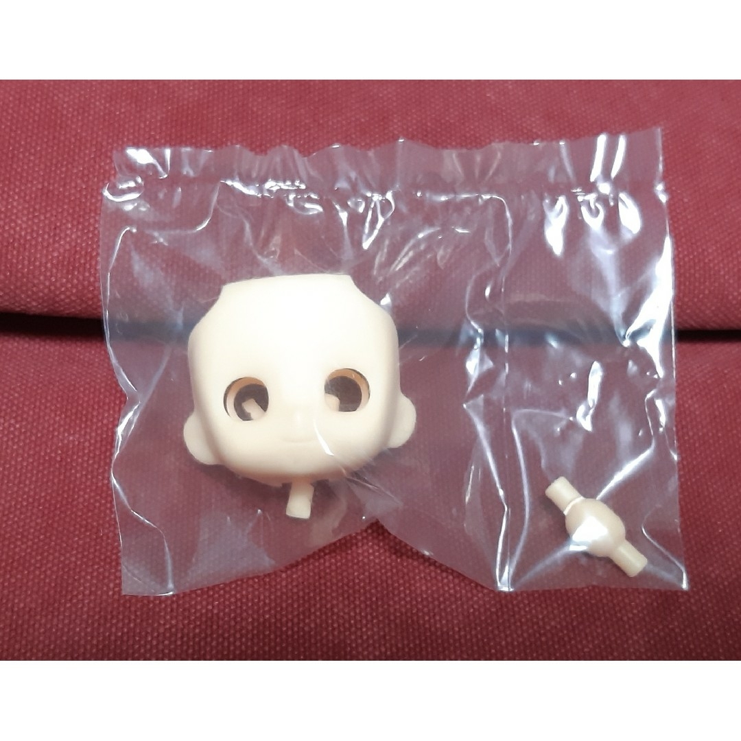 GOOD SMILE COMPANY(グッドスマイルカンパニー)のねんどろいどどーる カスタムフェイスアーモンドミルク(almond milk) ハンドメイドのぬいぐるみ/人形(人形)の商品写真