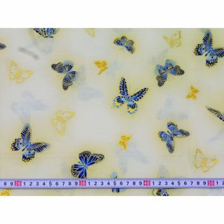 g211★バタフライ　コットン生地★(生地/糸)
