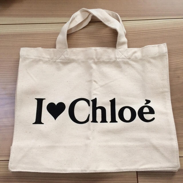 Chloe(クロエ)のふわさん様専用 クロエジュース トートバック 新品 レディースのバッグ(トートバッグ)の商品写真