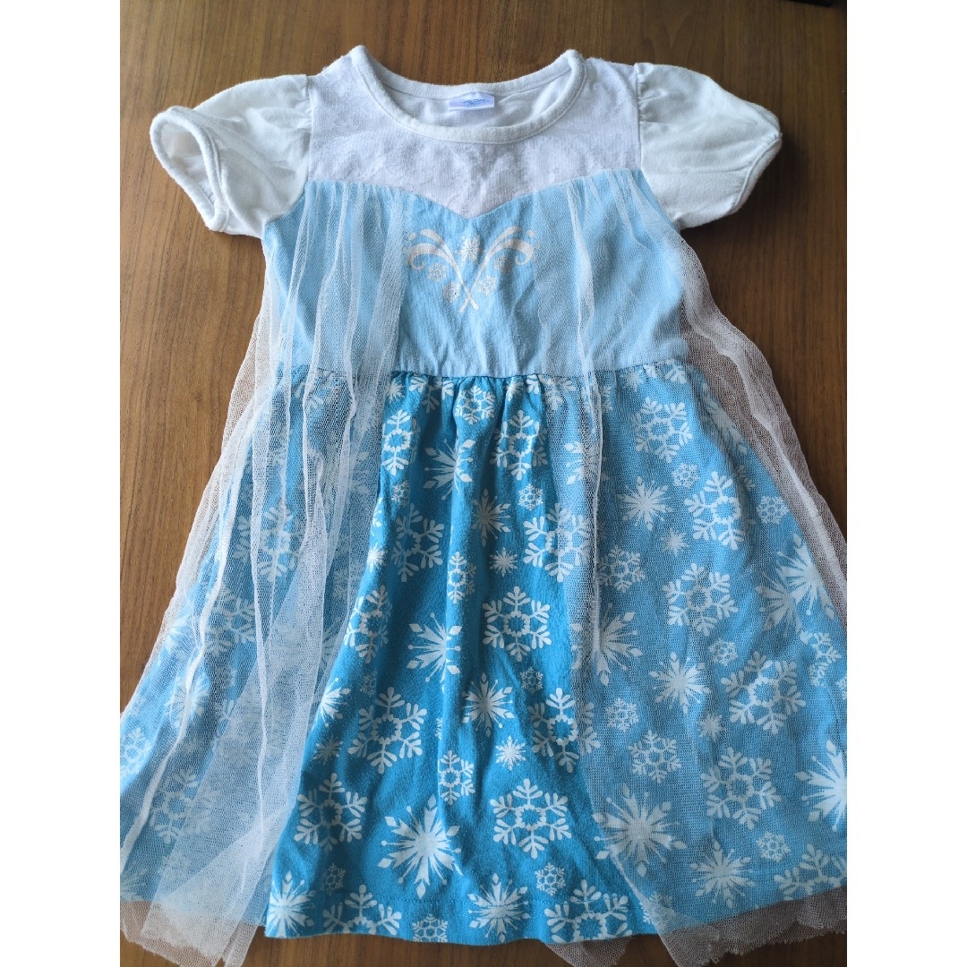Disney(ディズニー)の洋服 キッズ/ベビー/マタニティのキッズ服女の子用(90cm~)(ワンピース)の商品写真
