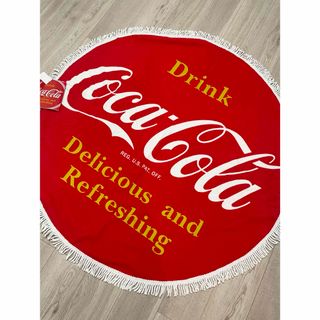 コカコーラ(コカ・コーラ)のコカコーラ ラウンドタオル ビーチマット ケット ラグ 丸型 120cm(ラグ)