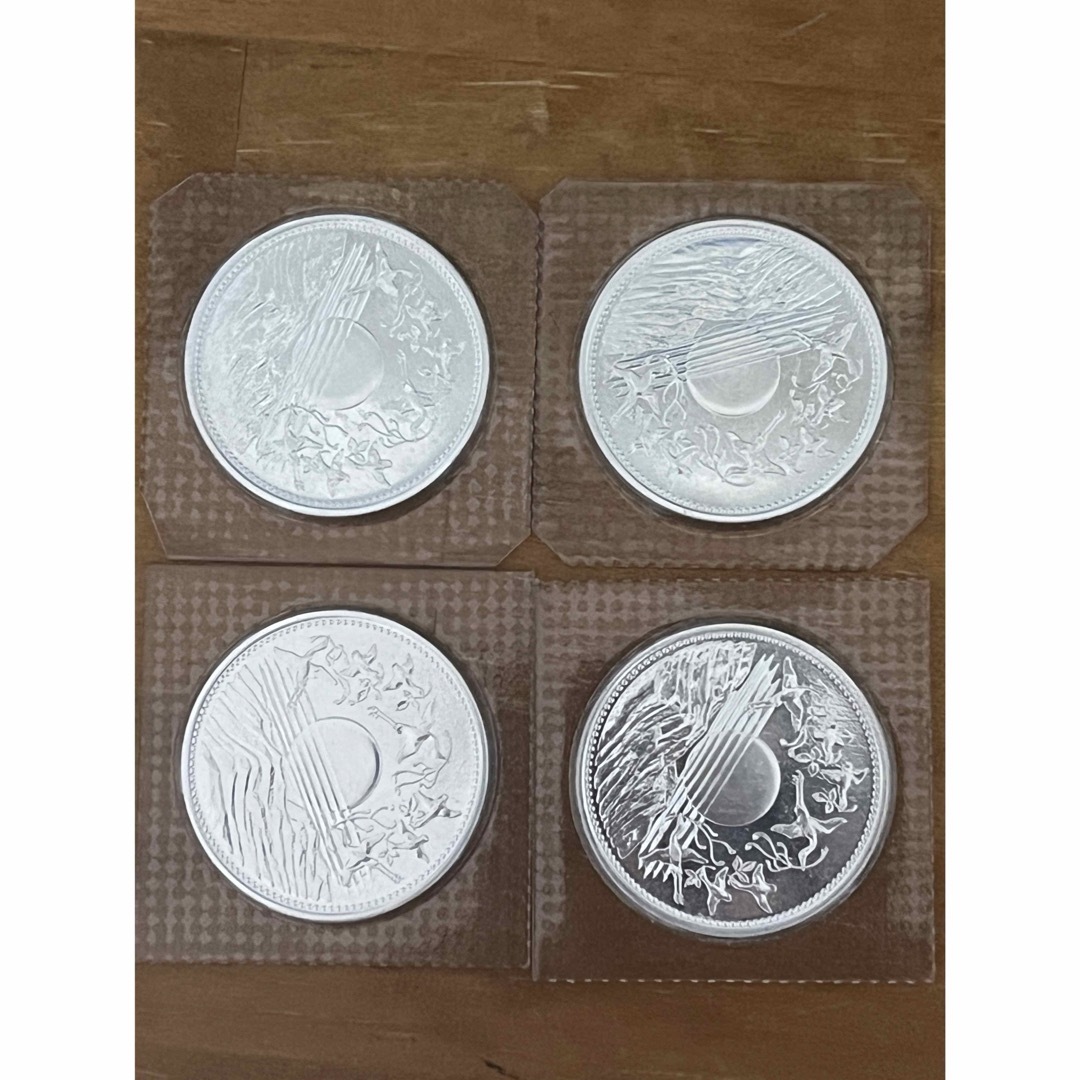 天皇陛下御在位60年記念 1万円銀貨 4枚 プリスターパック入り エンタメ/ホビーの美術品/アンティーク(貨幣)の商品写真