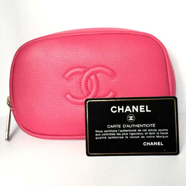 CHANEL - 新品•未使用 ♡ CHANEL ポーチ ピンク ♡の通販 by ♡Louise♡'s shop｜シャネルならラクマ