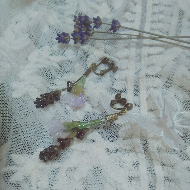 flower(フラワー)のlavender  earring*° ハンドメイドのアクセサリー(イヤリング)の商品写真