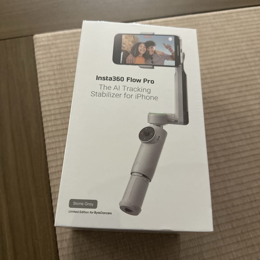 insta360(インスタスリーシックスティ)のinsta360 Flow Pro スマホ/家電/カメラのスマホアクセサリー(自撮り棒)の商品写真