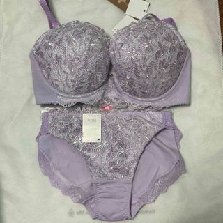 Wacoal - サルート店舗限定58ルノアール人肌のエロス♥G65ソング Wacoal - サルート店舗限定58ルノアール人肌のエロス♥G65ソング