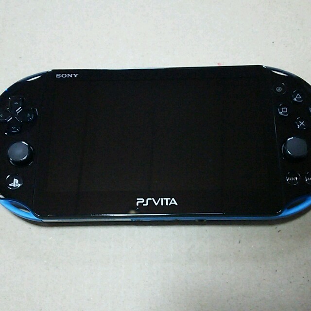 PlayStation Vita(プレイステーションヴィータ)のプレイステーションヴィータ エンタメ/ホビーのゲームソフト/ゲーム機本体(携帯用ゲーム機本体)の商品写真