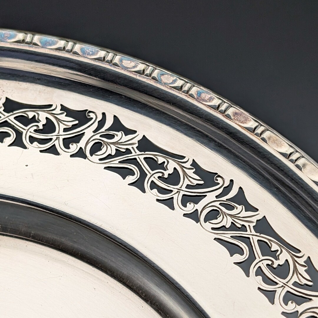 英国アンティーク シルバープレート製 オーバル型ブレッドボード Briddon Brothers 英国アンティーク シルバープレート製 オーバル型ブレッドボード