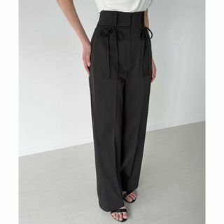ジュノア(JUNOAH)の【スミクロ】サイドタックハイウエストリボンスラックス(薄手,裏地なし)(その他)