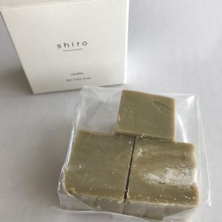 シロ(shiro)のshiro ローレル石けん・かごめ昆布美容液(ゆみ様)(美容液)