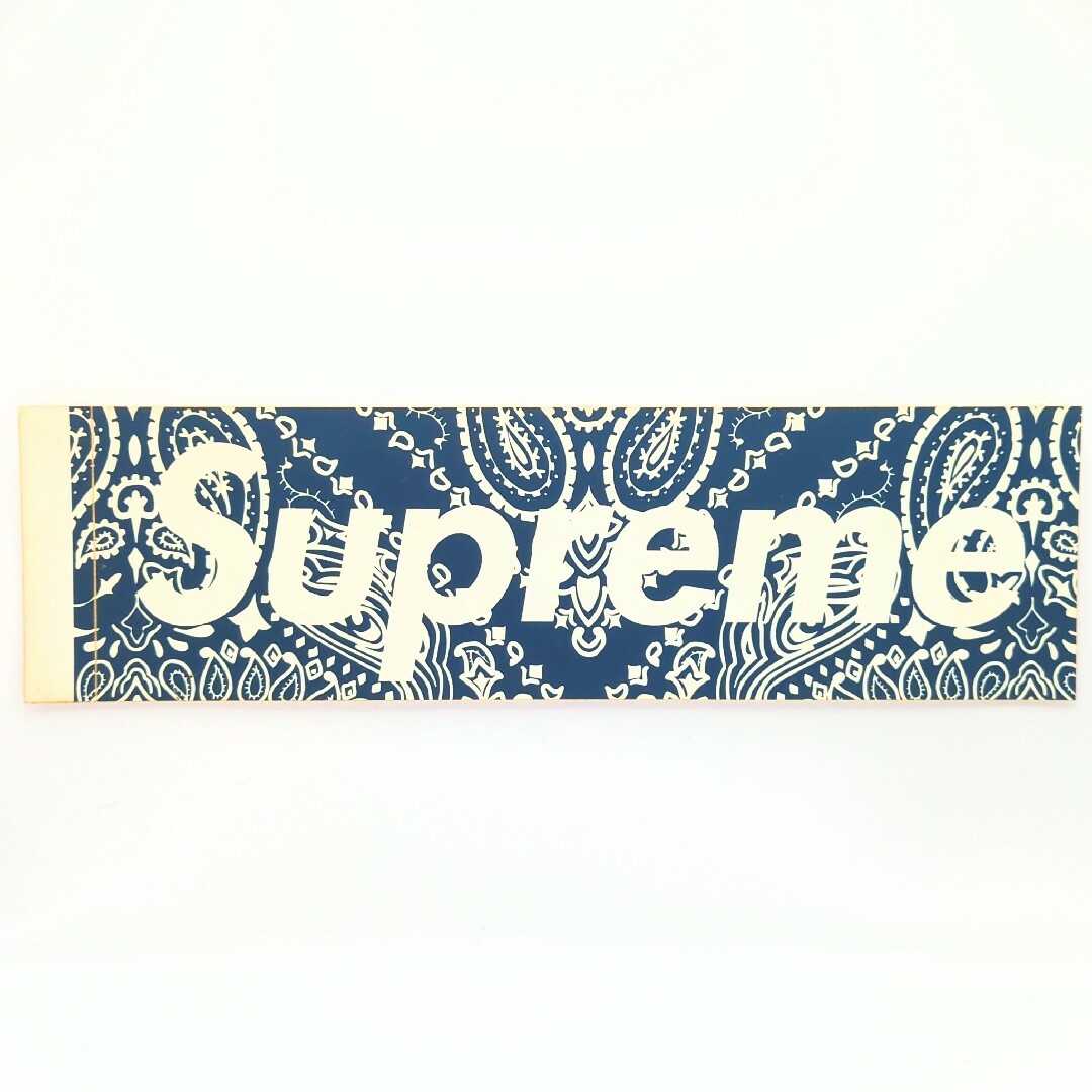 Supreme(シュプリーム)のSUPREME PAISLEY BANDANA BOX LOGO STICKER メンズのファッション小物(その他)の商品写真