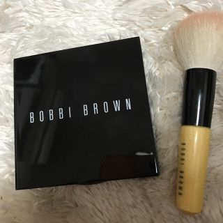 ボビイブラウン(BOBBI BROWN)のBOBBI BROWNのチーク・フェイスパウダー(フェイスパウダー)